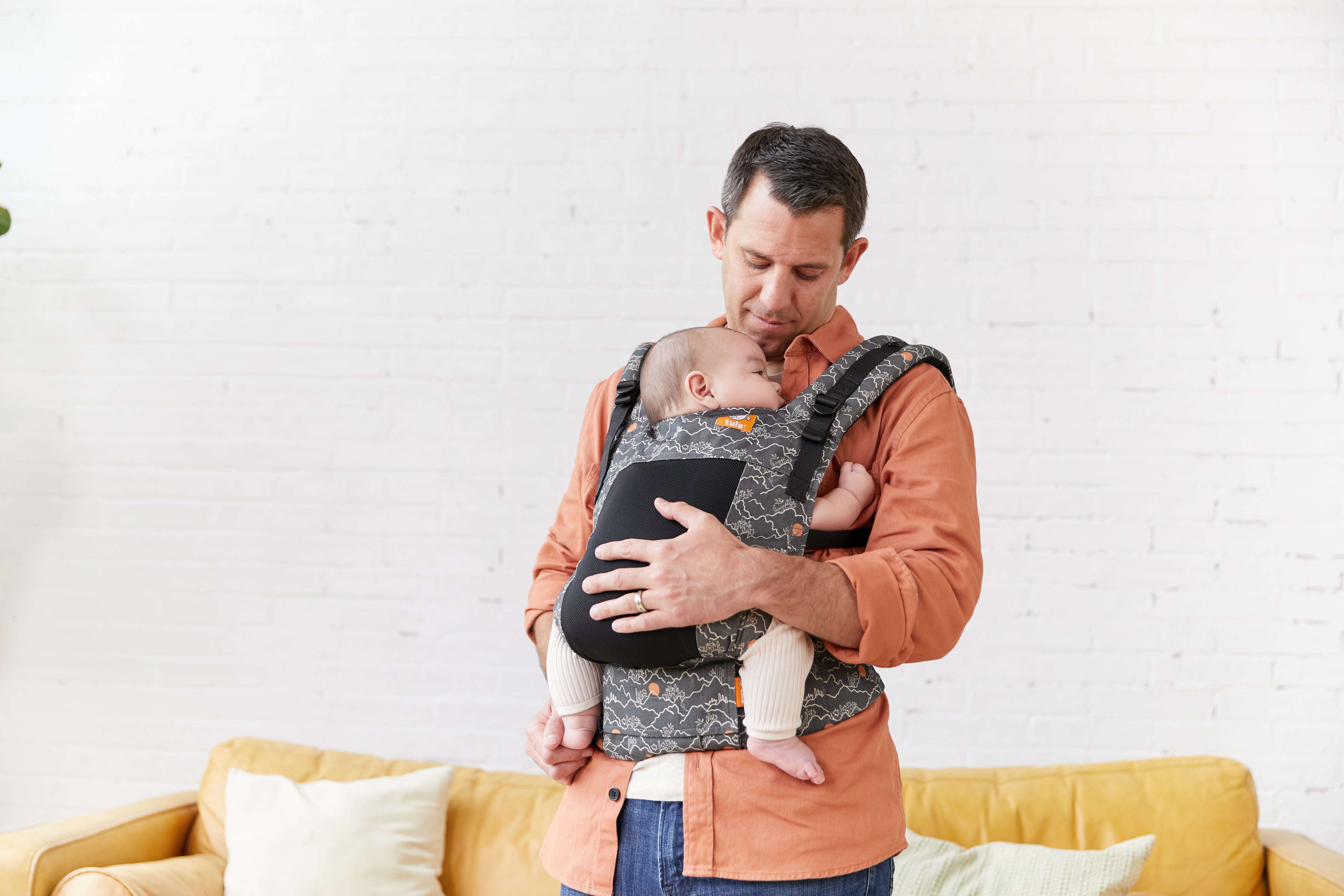The Best Baby Carrier for Newborn Baby Tula UK