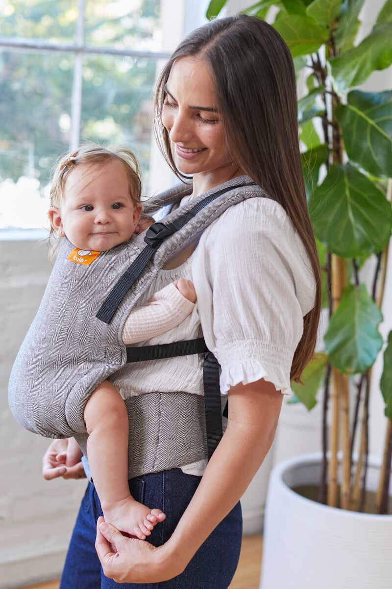 Tula Linen Free-to-Grow Carrier Ash.