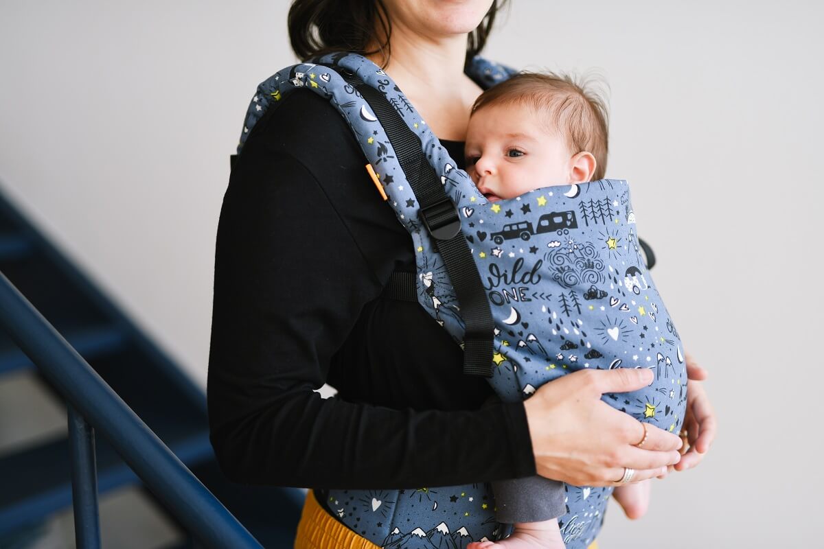 The ergonomic Free-to-Grow Baby Carrier Wander from Tula.